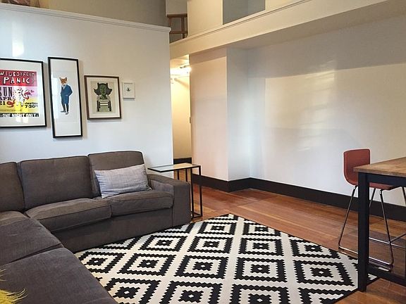 5th image of 406 Union St