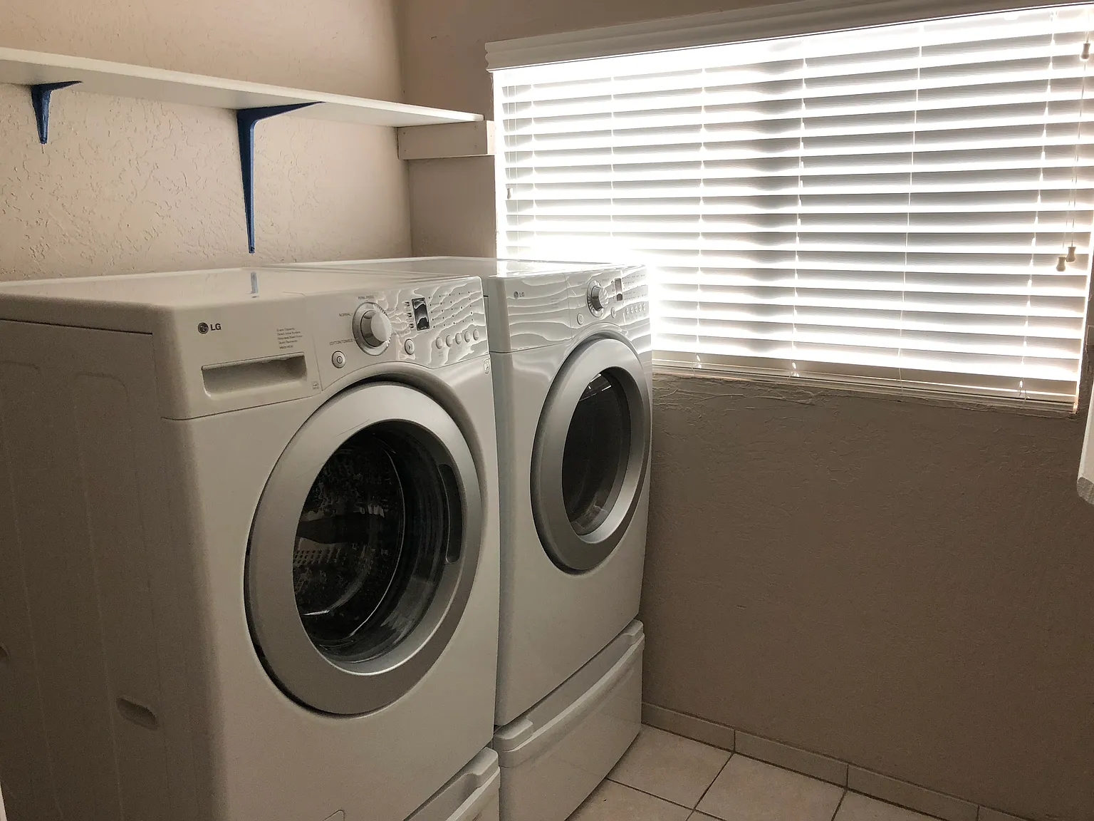 3 bed, 1533 sqft, $2,200 — Photo 3