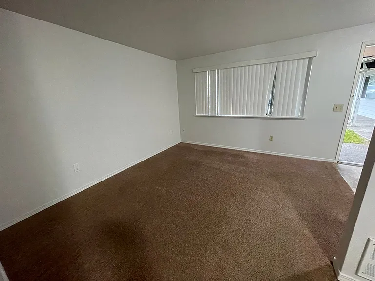 4504 76th St NE #1-13 — Photo 3