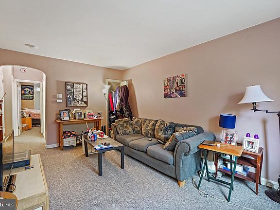 5th image of 839 Windermere Ave