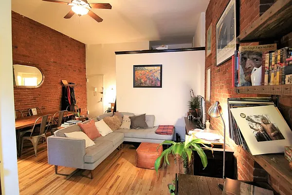 Rented by JK Dansar Corp | media 46