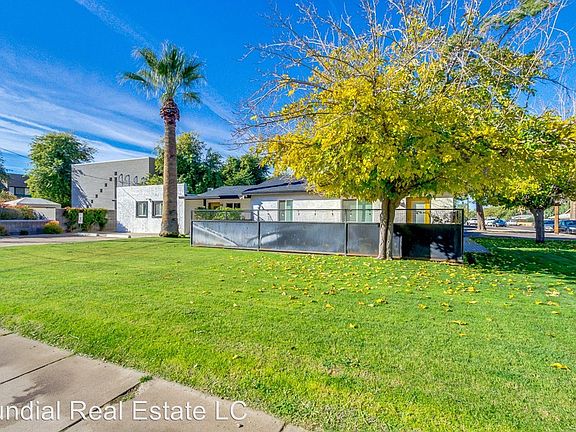 4th image of 2031 E Glenrosa Ave APT 9