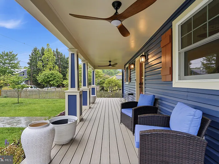 1227 Clagett Dr — Photo 5