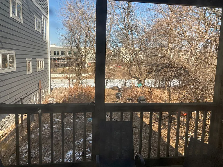 1118 E Kane Pl — Photo 8
