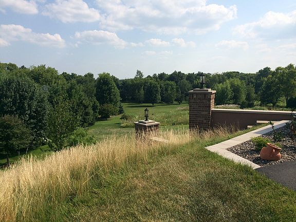 4th image of 521 Schauer Ln