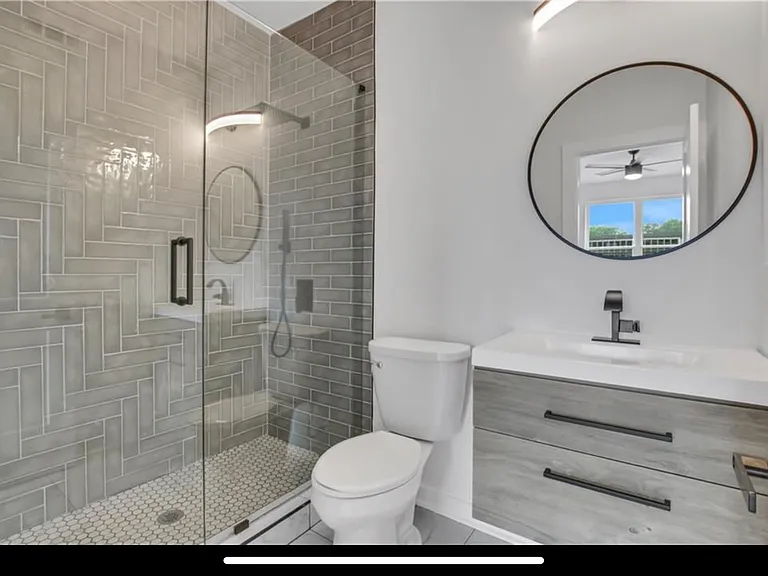 1313 Metropolitan Pkwy — Photo 10