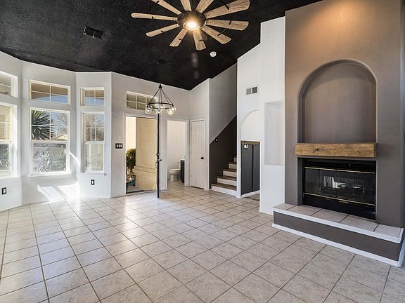 5th image of 6808 Glacier Rd NW