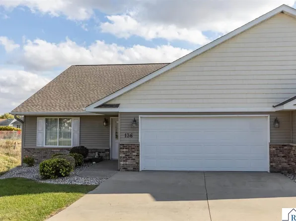 136 Quail Path, Mankato, MN 56001