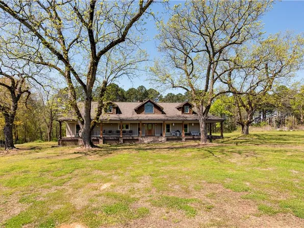 3002 Jackson Lake Rd, Mansfield, GA 30055