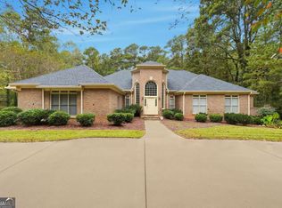 1988 Fairgreen Dr, Stone Mountain, GA 30087