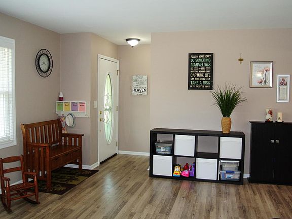 5th image of 183 Sunnybrook Dr SW