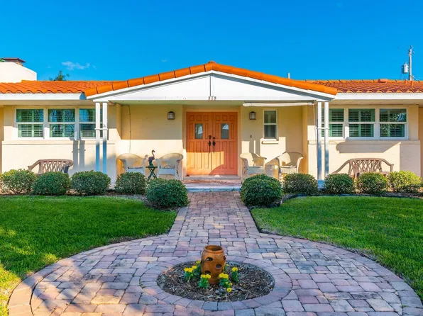 319 Hibiscus Trl, Melbourne Beach, FL 32951