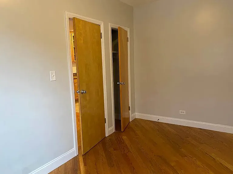 2272 1st Ave #4 — Photo 6