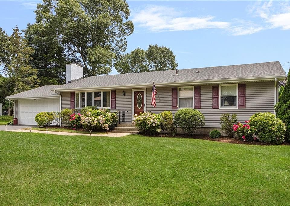 1st image of 68 Birchwood Dr