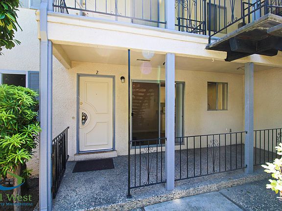 2nd image of 2-1393 Lexington Dr #2