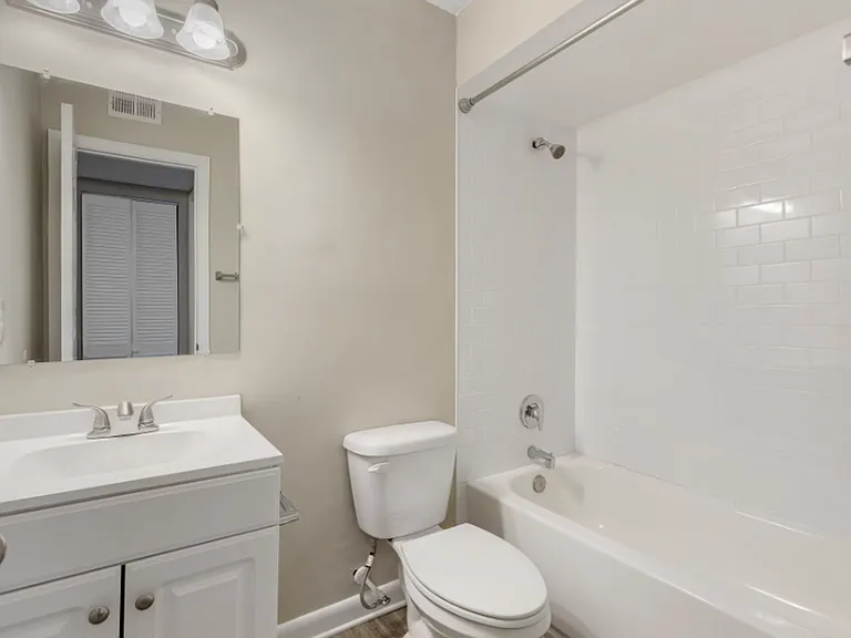 Volare Apartments - $99 MOVE IN SPECIAL!! — Photo 7