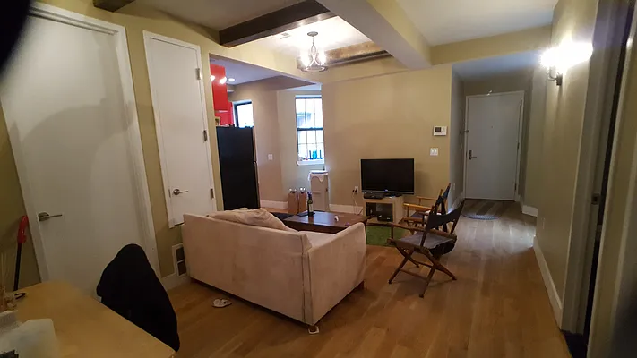 Rented by Evergreen Apartments BK | media 26