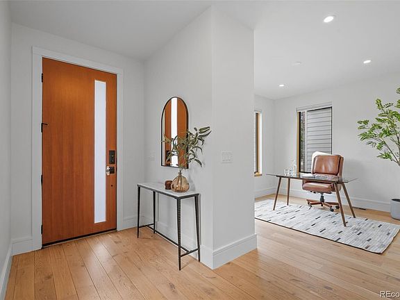 3rd image of 2234 W Parkhill Avenue