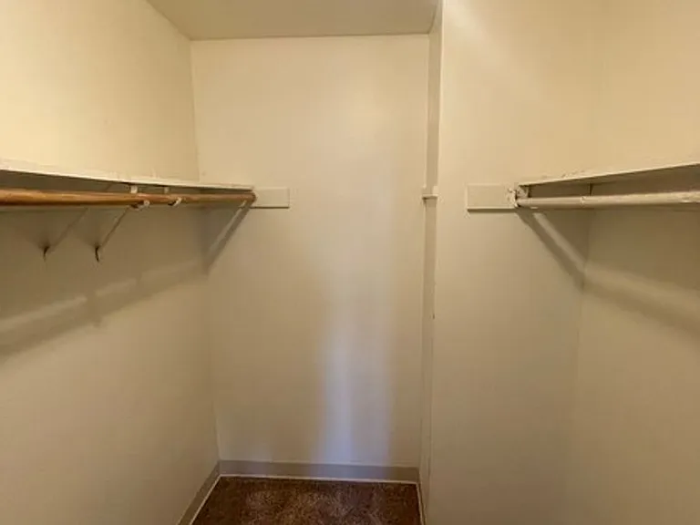 202 W Sheila Ln #1 — Photo 7