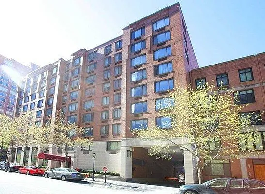 Sold by Luxe Group | media 19