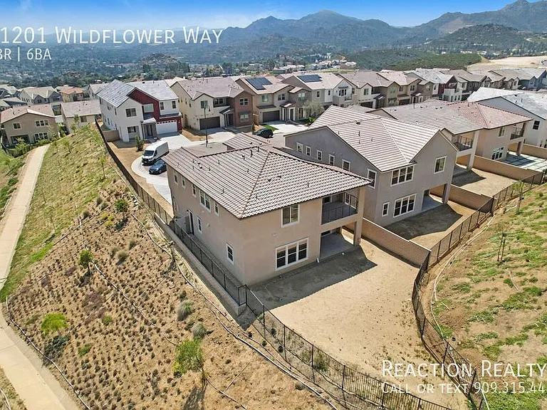 21201 Wildflower Way — Photo 37