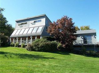 4 Fernald Rd, Poland, ME 04274