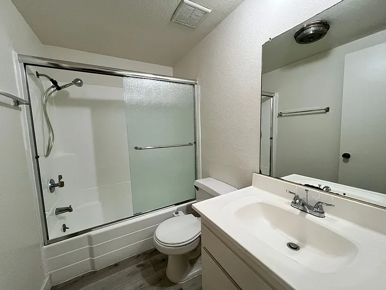 3730 S Sepulveda Blvd — Photo 13
