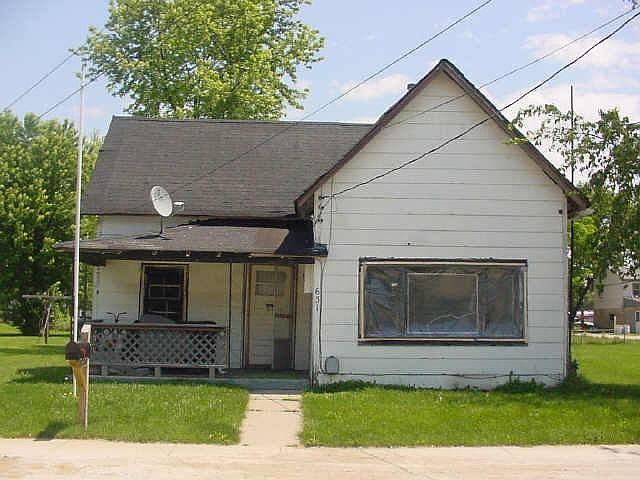 1st image of 631 S Brook St