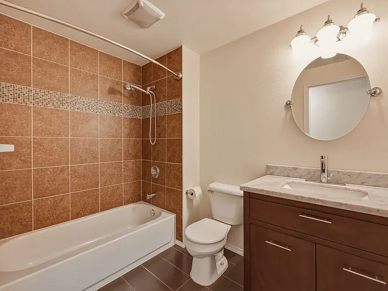 1012 David St SE — Photo 15
