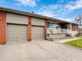 14 Alladin Ave #4, Toronto, ON M6L 1S5