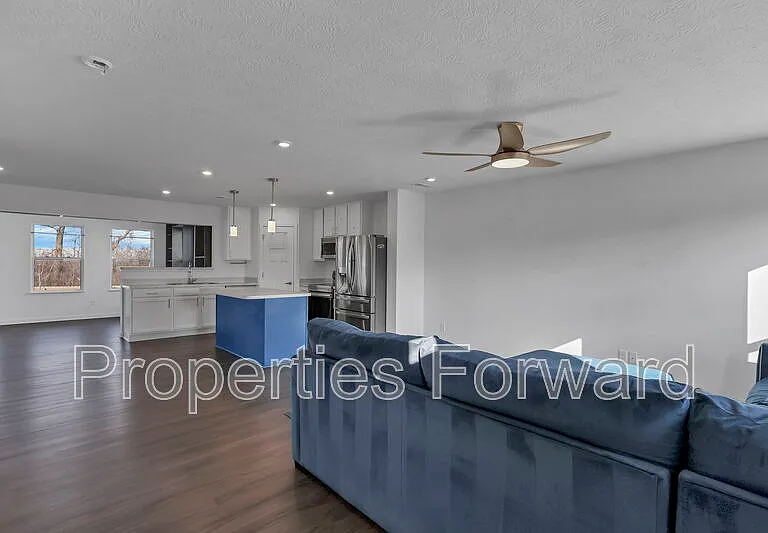 21 Thurber Rd — Photo 6