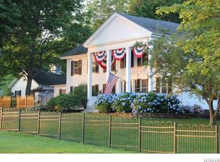 4226 Lake Rd, WILLIAMSON, NY 14538