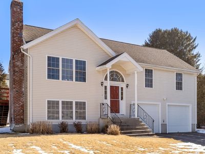 67 Camden Ave, Worcester, MA, 01604