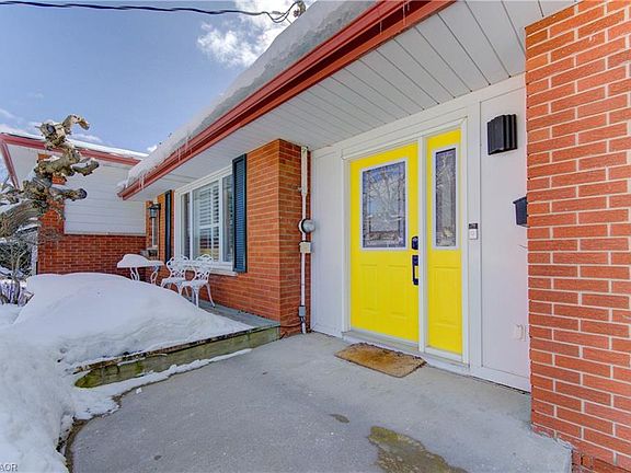 2nd image of 583 Rustic Dr