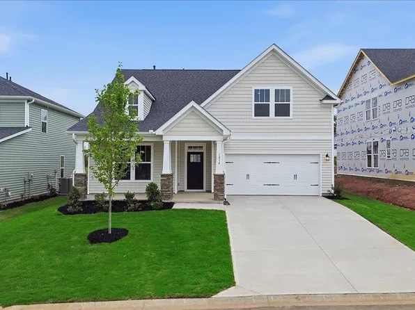 1014 Fox Hollow St, Spartanburg, SC 29303