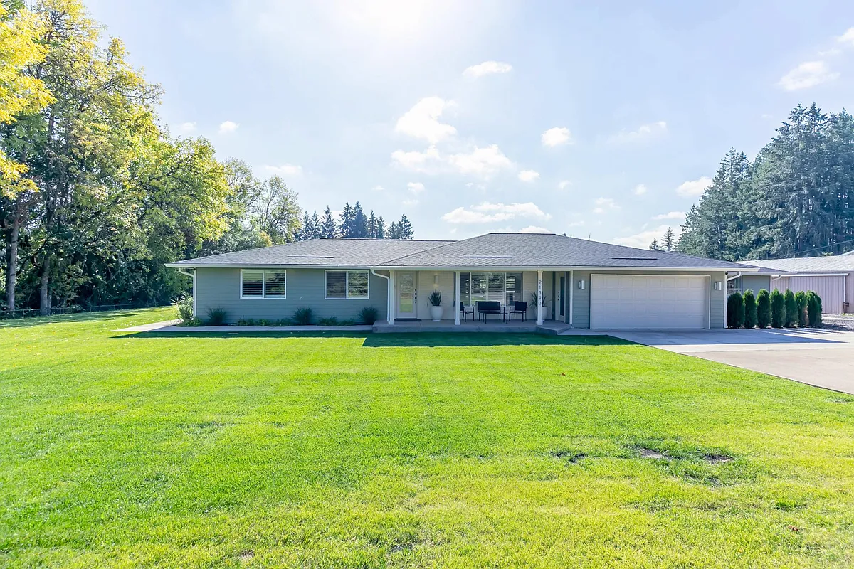 Photo 1 of 54 - 21390A SW McInnis Ln - Beaverton, OR Primary Photo - 21390A SW McInnis Ln