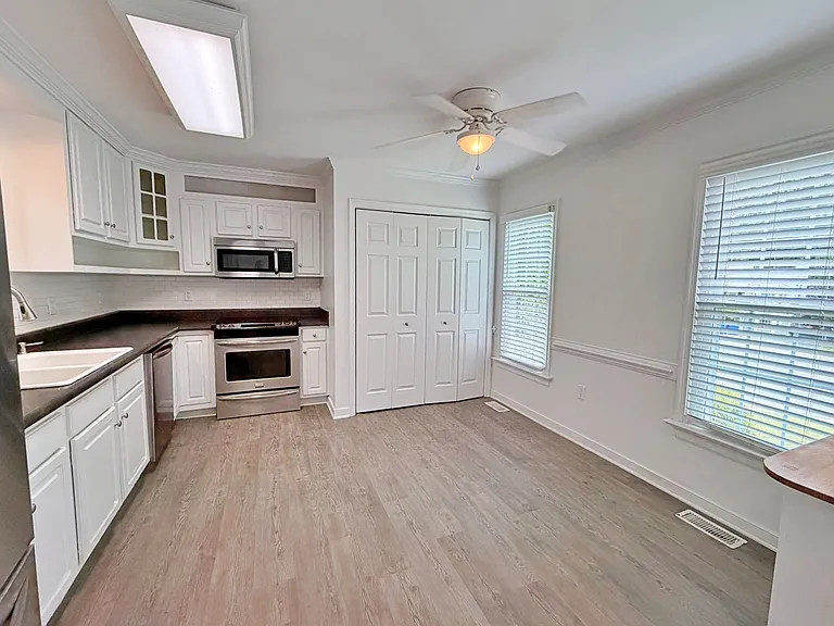 1506 Tackley Pl — Photo 3