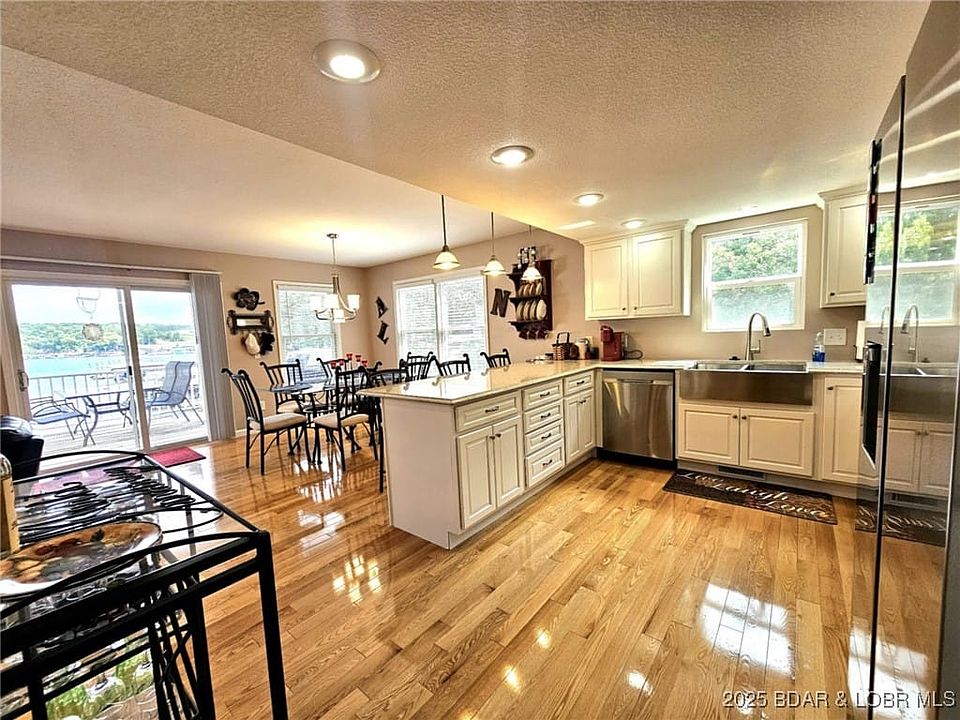1st image of 19524 Blossom Point Dr