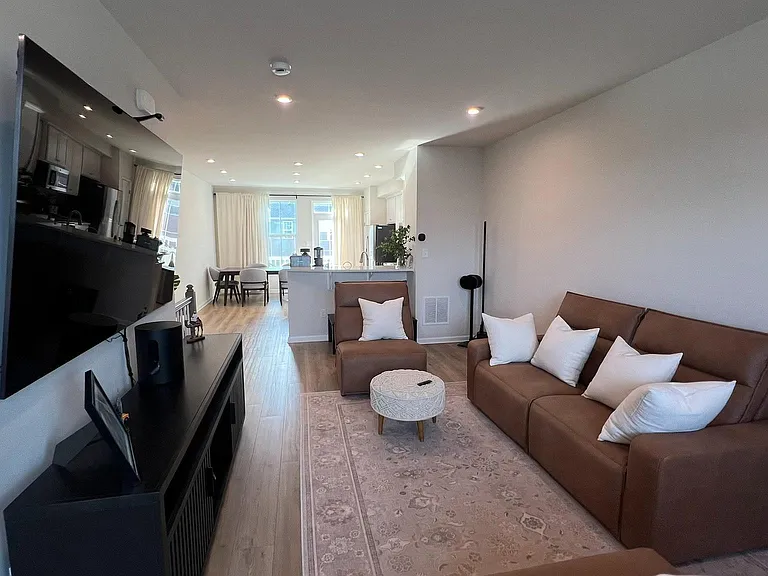 11 Sidney Ln — Photo 16