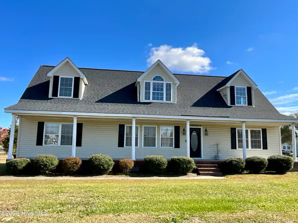 3274 Quail Pointe Drive, Greenville, NC 27858