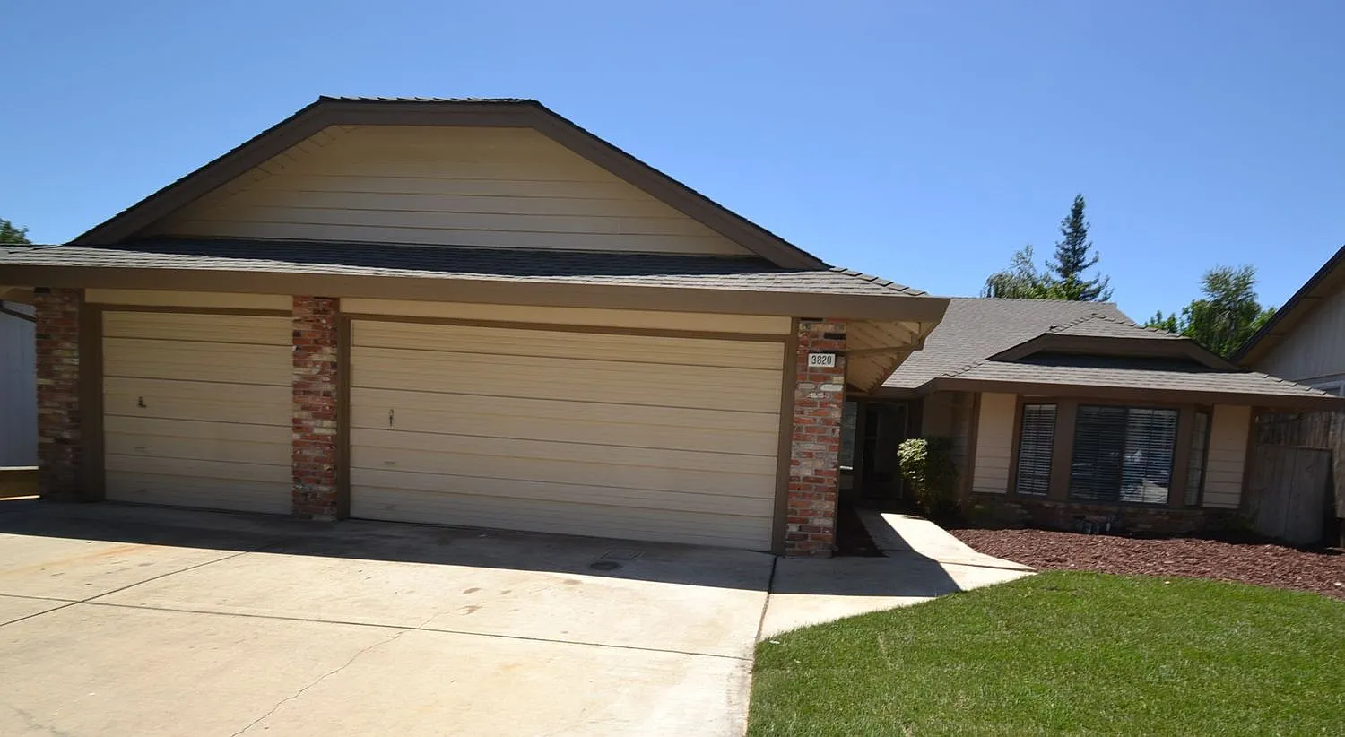 3820 Cayman Ct photo 1