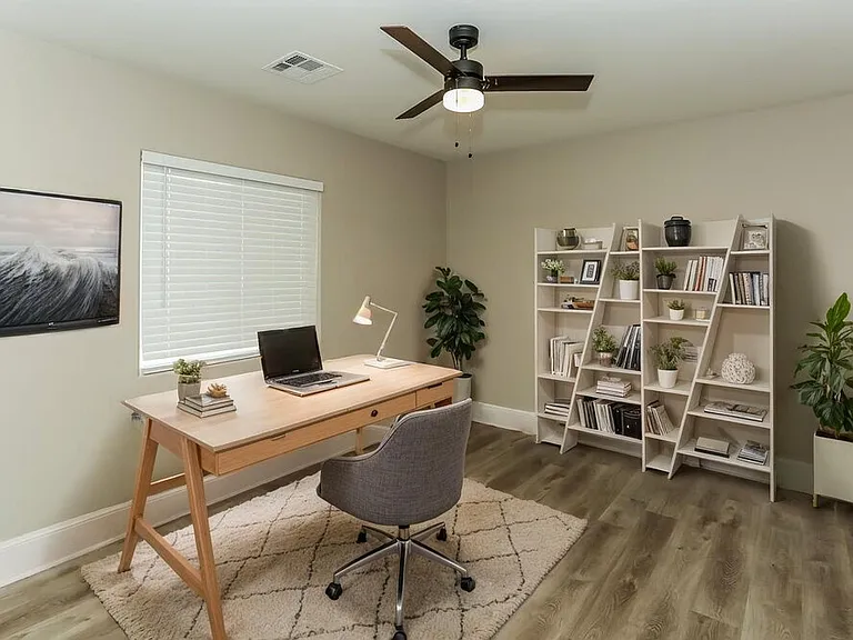 7649 Heavenly Peak St — Photo 15