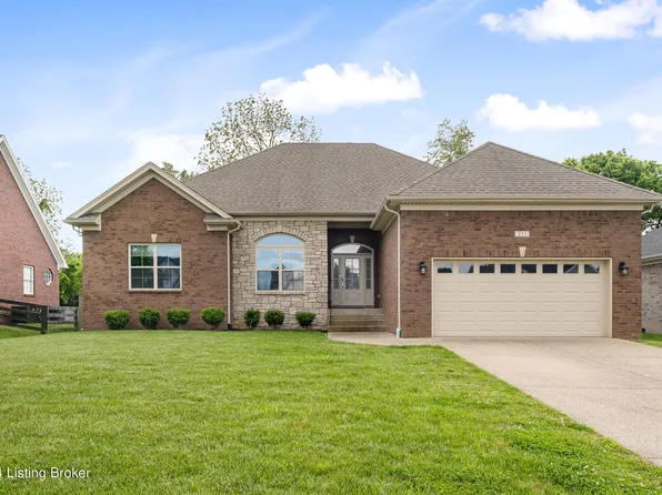 211 Fernwood Dr, Mount Washington, KY 40047