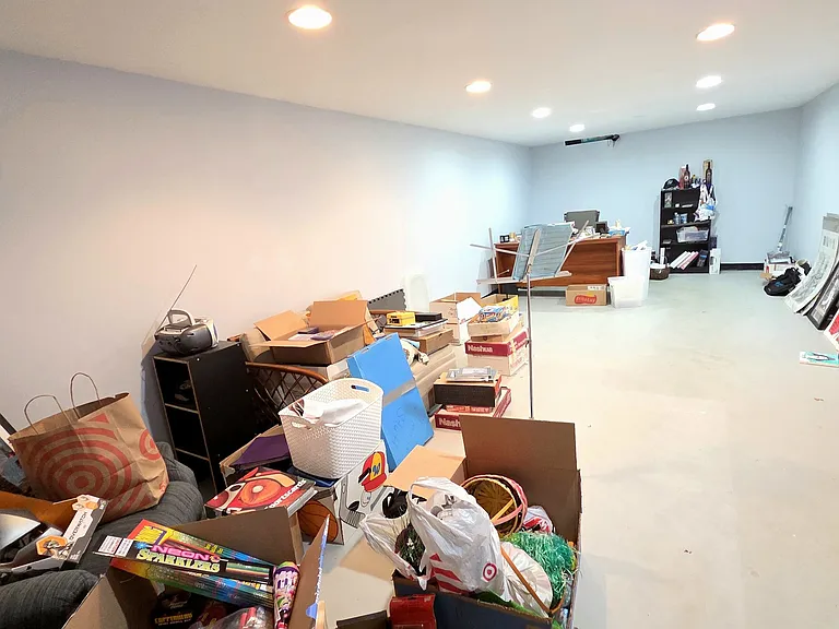 276 Continental Ln — Photo 22