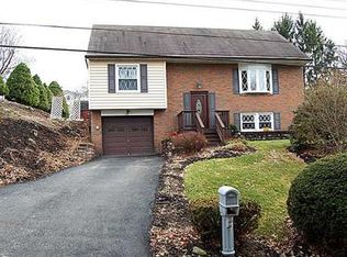 302 Albine Dr, Glenshaw, PA