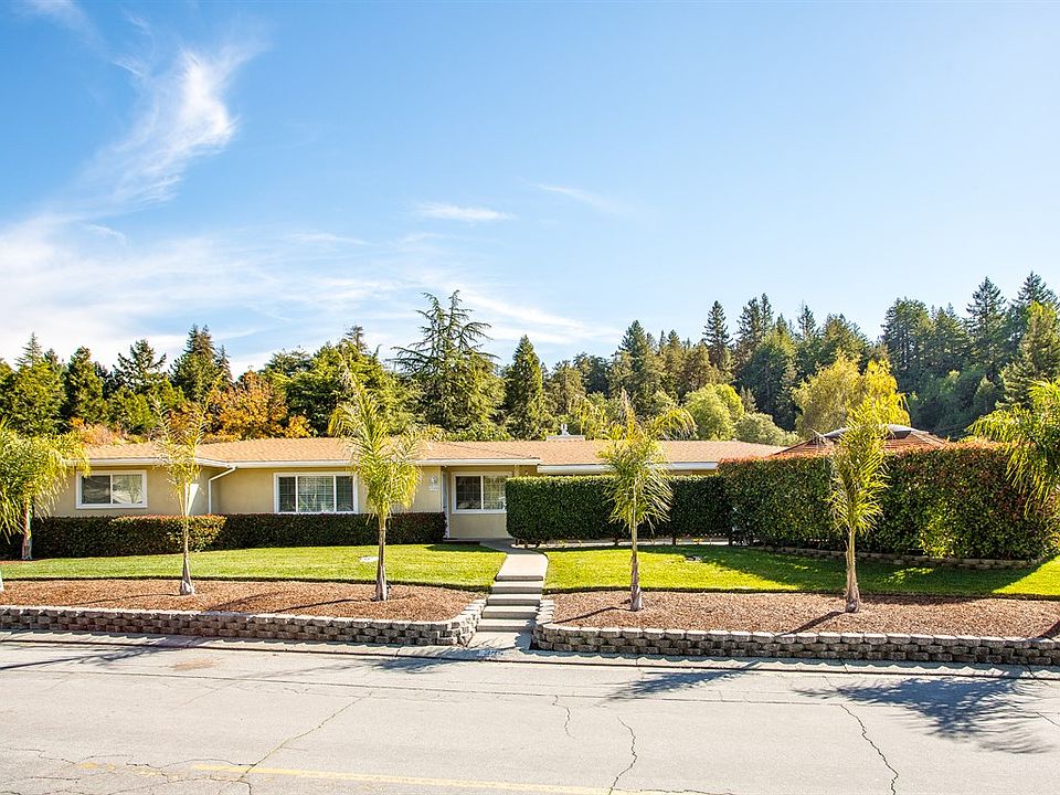 1st image of 399 S Navarra Dr