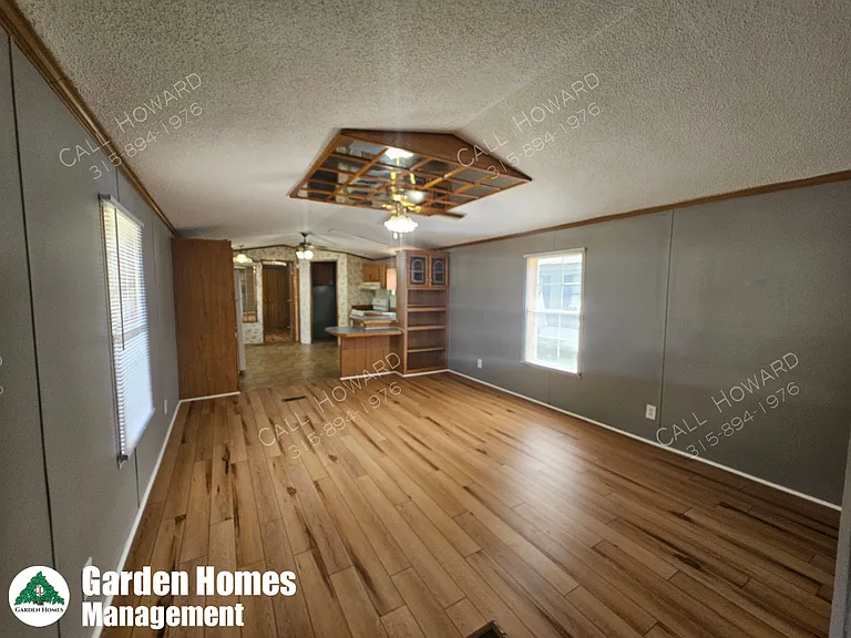 442 Tulip Dr — Photo 7