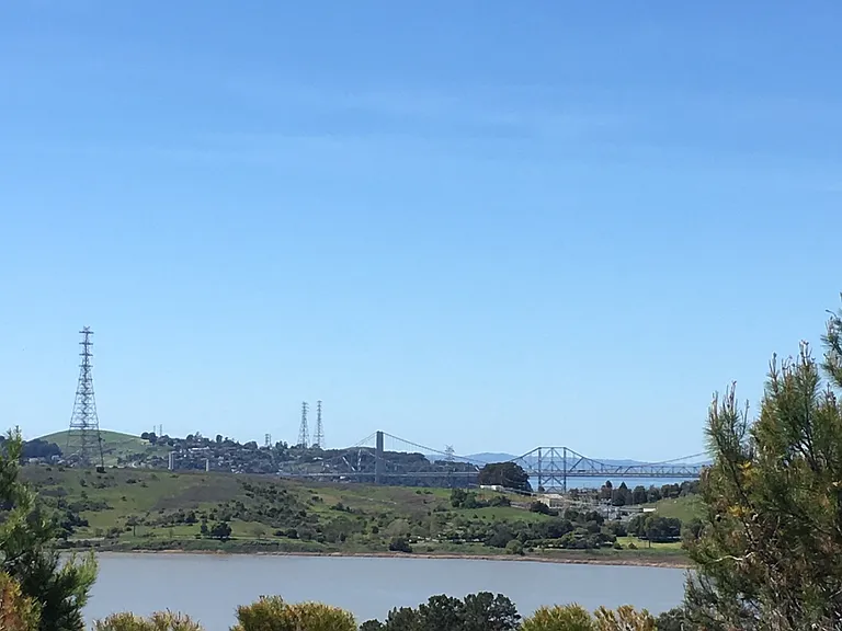 Club Pacifica Apartments — Photo 21
