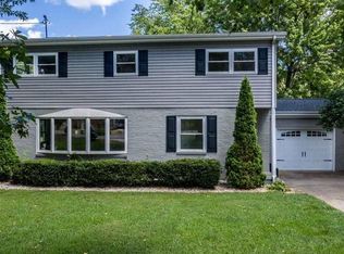 108 Cambridge Dr, Paducah, KY 42001