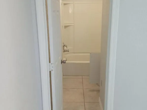 576 SW 7th Street #1, Belle Glade, FL 33430